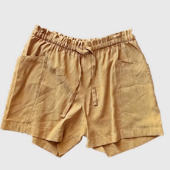 Old Navy High Waisted Utility Drawstring Shorts Tan/Gold-NWT, Size Medium - Picture 2 of 5